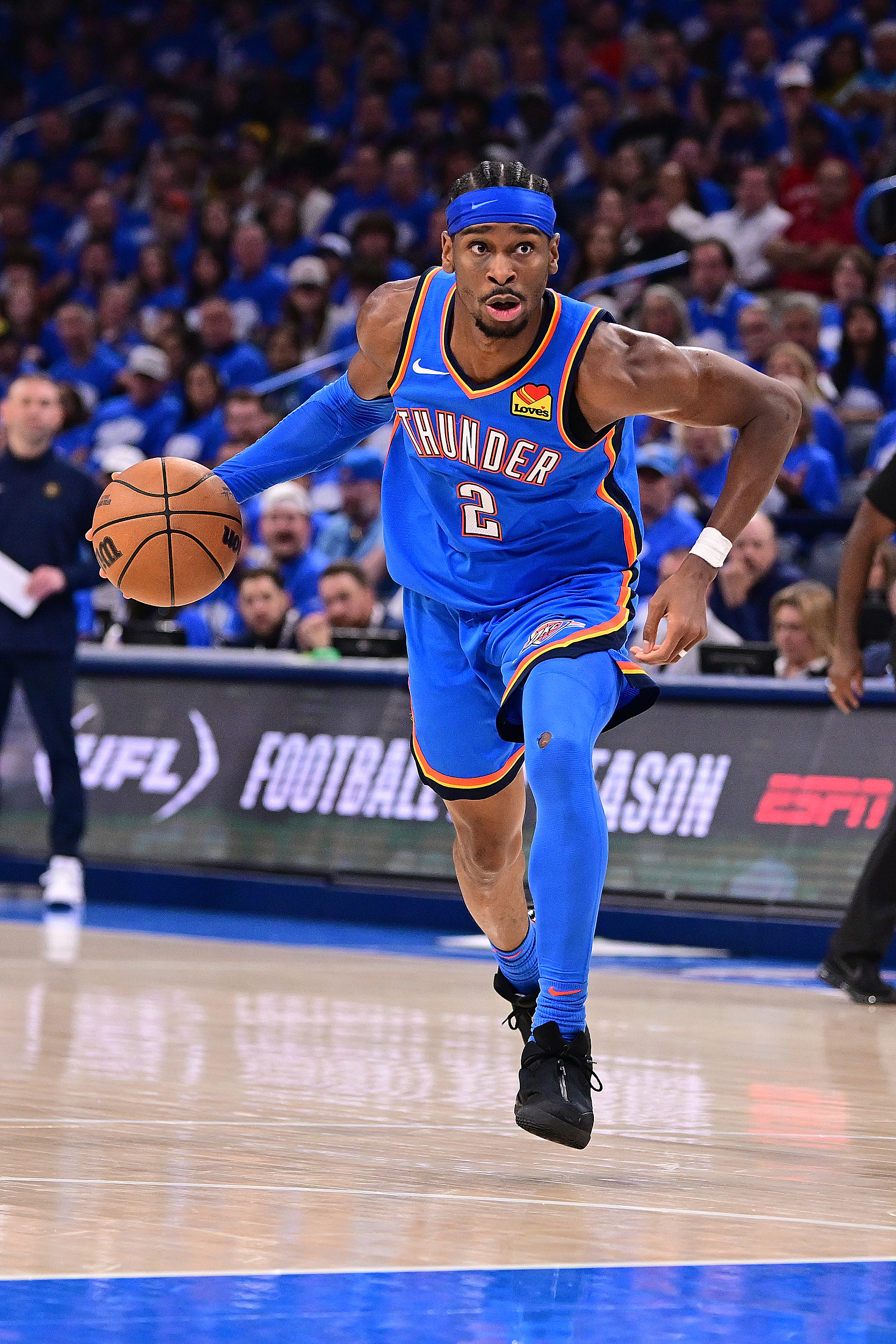 🏀杰夫·蒂格：亚历山大拯救了NBA，他完善了中距离投篮