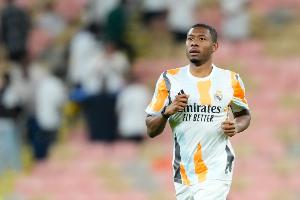 开云官方网站-阿斯报：阿拉巴预计伤缺6到8周，门迪缺席10到12周